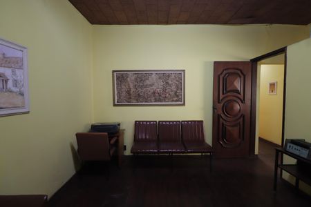 Casa à venda com 450m², 7 quartos e 3 vagasQuarto 2