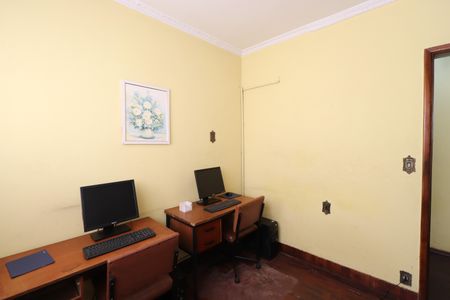 Casa à venda com 450m², 7 quartos e 3 vagasQuarto 6