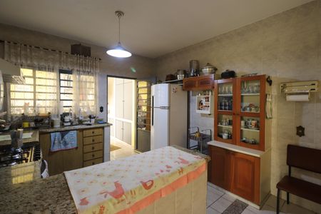 Casa à venda com 450m², 7 quartos e 3 vagasCozinha