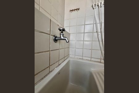 Apartamento à venda com 120m², 3 quartos e 2 vagas Apartamento à venda com 120m², 3 quartos e 2 vagasÁrea de Serviço