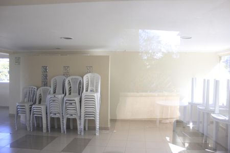 Apartamento à venda com 60m², 3 quartos e 1 vagaÁrea comum - Salão de festas