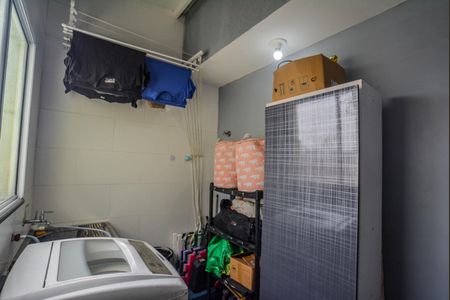 Apartamento à venda com 100m², 2 quartos e 1 vaga Apartamento à venda com 100m², 2 quartos e 1 vagaÁrea de Serviço