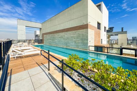 Studio para alugar com 24m², 1 quarto e sem vaga Studio para alugar com 24m², 1 quarto e sem vagaPiscina
