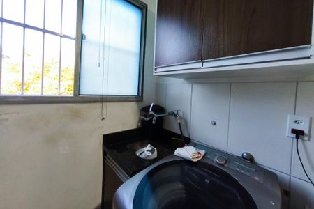 Apartamento à venda com 45m², 2 quartos e 1 vagaÁrea de Serviço