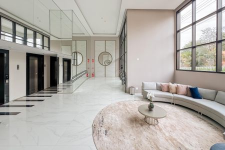 Studio à venda com 32m², 1 quarto e sem vaga Studio à venda com 32m², 1 quarto e sem vagaHall social