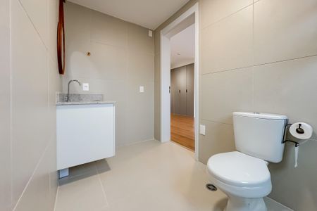 Studio à venda com 32m², 1 quarto e sem vaga Studio à venda com 32m², 1 quarto e sem vagaBanheiro Social