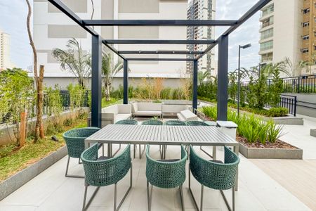 Studio à venda com 32m², 1 quarto e sem vaga Studio à venda com 32m², 1 quarto e sem vagaÁrea comum - Churrasqueira