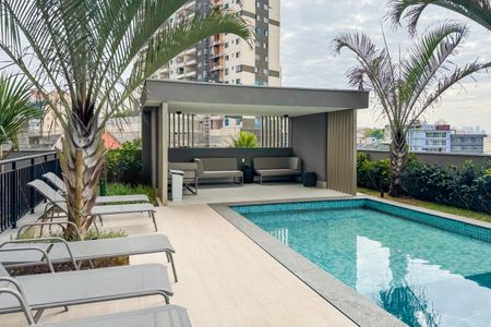Studio à venda com 32m², 1 quarto e sem vaga Studio à venda com 32m², 1 quarto e sem vagaÁrea comum - Piscina