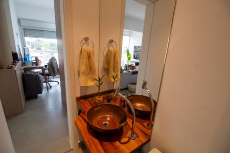 Apartamento para alugar com 100m², 2 quartos e 2 vagas Apartamento para alugar com 100m², 2 quartos e 2 vagasBanheiro