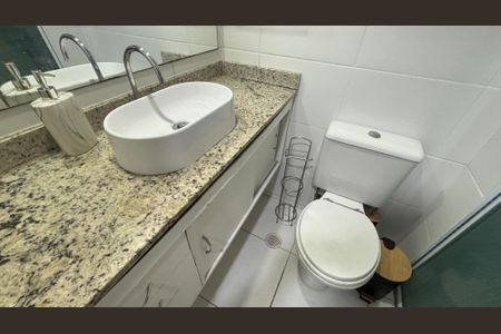 Apartamento à venda com 50m², 2 quartos e 1 vaga Apartamento à venda com 50m², 2 quartos e 1 vagaBanheiro