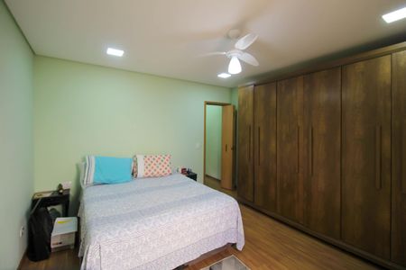 Casa à venda com 80m², 2 quartos e 1 vaga Casa à venda com 80m², 2 quartos e 1 vagaQuarto 1