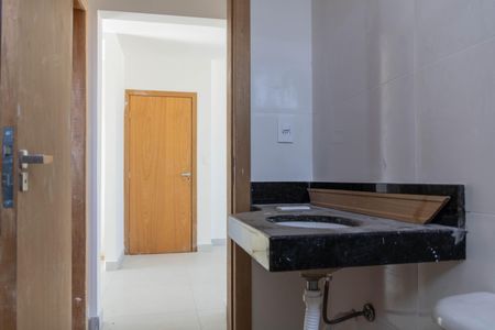 Apartamento à venda com 60m², 2 quartos e 2 vagas Apartamento à venda com 60m², 2 quartos e 2 vagasBanheiro