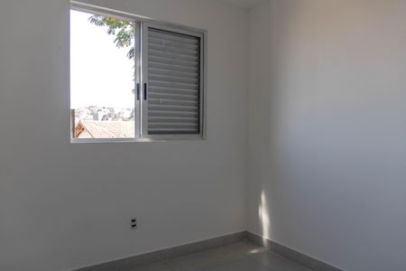 Apartamento à venda com 60m², 2 quartos e 2 vagas Apartamento à venda com 60m², 2 quartos e 2 vagasQuarto