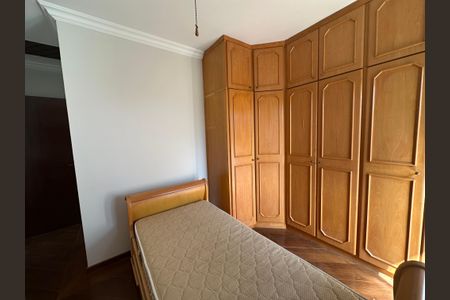 Casa de condomínio para alugar com 400m², 4 quartos e 4 vagas Casa de condomínio para alugar com 400m², 4 quartos e 4 vagasSuíte 2