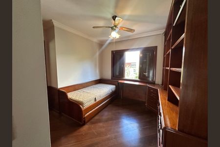 Casa de condomínio para alugar com 400m², 4 quartos e 4 vagas Casa de condomínio para alugar com 400m², 4 quartos e 4 vagasSuíte 3