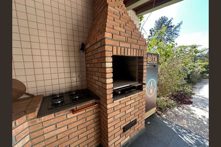 Casa de condomínio para alugar com 400m², 4 quartos e 4 vagas Casa de condomínio para alugar com 400m², 4 quartos e 4 vagasChurrasqueira