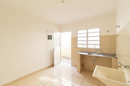 Sala/Cozinha de casa para alugar com 1 quarto, 32m² em Vila Jussara, Carapicuíba