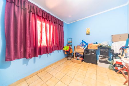 Casa à venda com 300m², 3 quartos e 3 vagas Casa à venda com 300m², 3 quartos e 3 vagasQuarto de Serviço