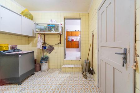Casa à venda com 300m², 3 quartos e 3 vagas Casa à venda com 300m², 3 quartos e 3 vagasÁrea de Serviço