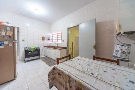 Casa à venda com 300m², 3 quartos e 3 vagas Casa à venda com 300m², 3 quartos e 3 vagasCozinha