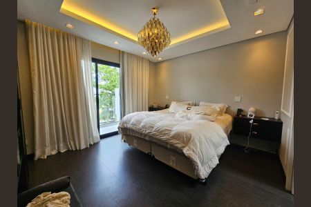 Casa à venda com 241m², 2 quartos e 3 vagas Casa à venda com 241m², 2 quartos e 3 vagasQuarto 1