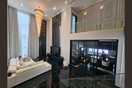 Casa à venda com 241m², 2 quartos e 3 vagas Casa à venda com 241m², 2 quartos e 3 vagasSala