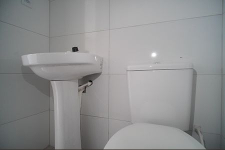 Casa de condomínio à venda com 67m², 2 quartos e 1 vagaLavabo