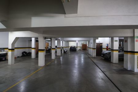 Apartamento para alugar com 181m², 3 quartos e 1 vagaGaragem