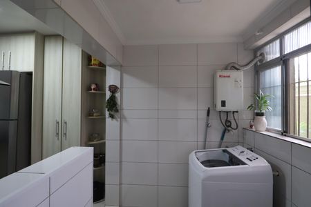 Apartamento para alugar com 181m², 3 quartos e 1 vagaÁrea de Serviço