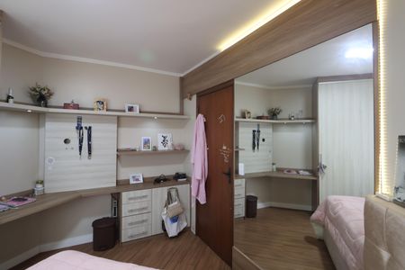 Apartamento para alugar com 181m², 3 quartos e 1 vagaQuarto