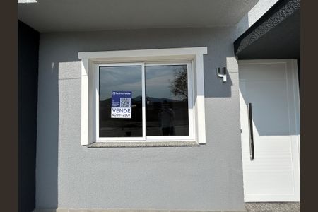 Casa à venda com 67m², 2 quartos e 1 vaga Casa à venda com 67m², 2 quartos e 1 vagaPlaca