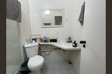 Apartamento à venda com 50m², 2 quartos e 1 vaga Apartamento à venda com 50m², 2 quartos e 1 vagaBanheiro