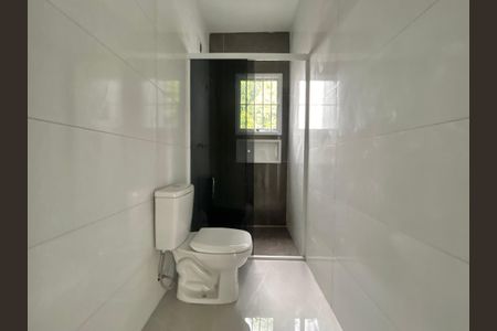 Casa à venda com 67m², 2 quartos e 1 vaga Casa à venda com 67m², 2 quartos e 1 vagaBanheiro Social