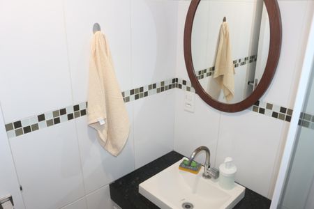 Apartamento à venda com 81m², 2 quartos e 1 vagaBanheiro da Suíte 