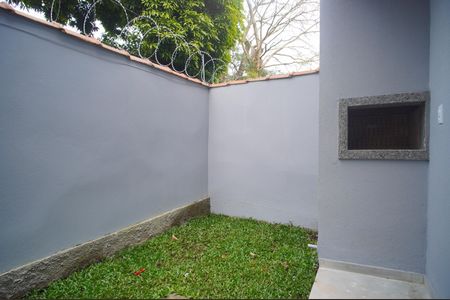 Casa de condomínio à venda com 67m², 2 quartos e 1 vagaChurrasqueira