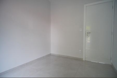 Casa de condomínio à venda com 67m², 2 quartos e 1 vagaQuarto 1