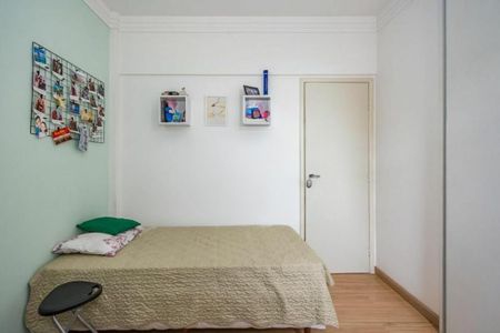 Apartamento à venda com 95m², 3 quartos e 2 vagasQuarto 2