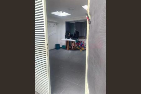 Casa à venda com 116m², 2 quartos e 1 vaga