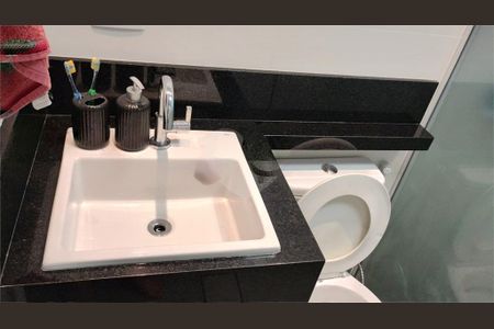 Apartamento à venda com 64m², 2 quartos e 1 vaga