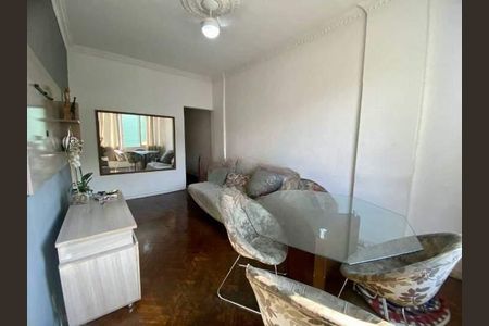 Apartamento à venda com 80m², 2 quartos e 1 vaga