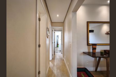 Apartamento à venda com 107m², 3 quartos e 1 vaga Apartamento à venda com 107m², 3 quartos e 1 vagaCorredor