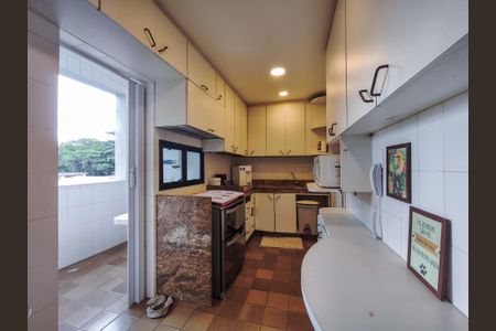 Apartamento à venda com 107m², 3 quartos e 1 vaga Apartamento à venda com 107m², 3 quartos e 1 vagaCozinha