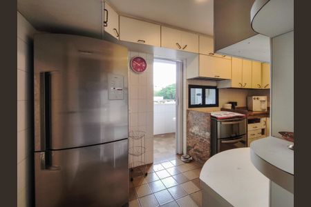 Apartamento à venda com 107m², 3 quartos e 1 vaga Apartamento à venda com 107m², 3 quartos e 1 vagaCozinha