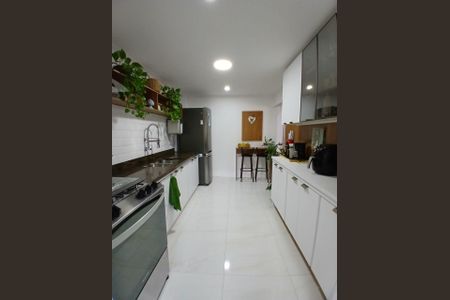 Apartamento à venda com 160m², 4 quartos e 2 vagas