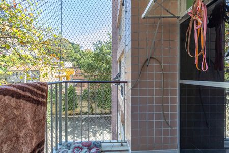 Apartamento à venda com 86m², 2 quartos e 2 vagasVaranda