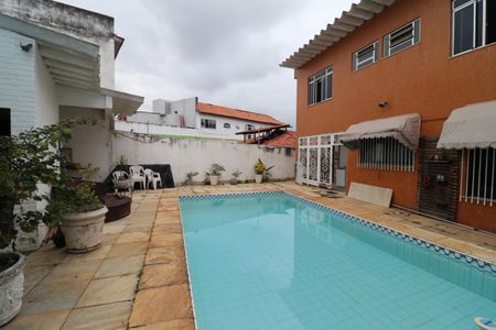 Casa à venda com 356m², 5 quartos e 3 vagasÁrea externa