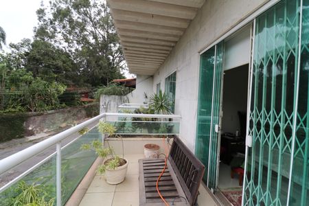 Casa à venda com 356m², 5 quartos e 3 vagasVaranda