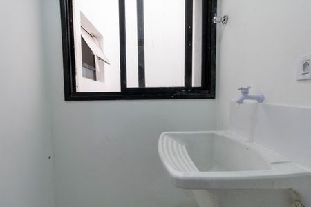 Apartamento para alugar com 60m², 2 quartos e sem vaga Apartamento para alugar com 60m², 2 quartos e sem vagaÁrea de Serviço