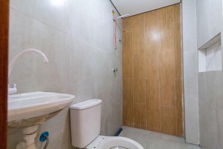 Apartamento para alugar com 60m², 2 quartos e sem vaga Apartamento para alugar com 60m², 2 quartos e sem vagaBanheiro