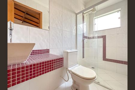 Casa à venda com 190m², 4 quartos e 5 vagas